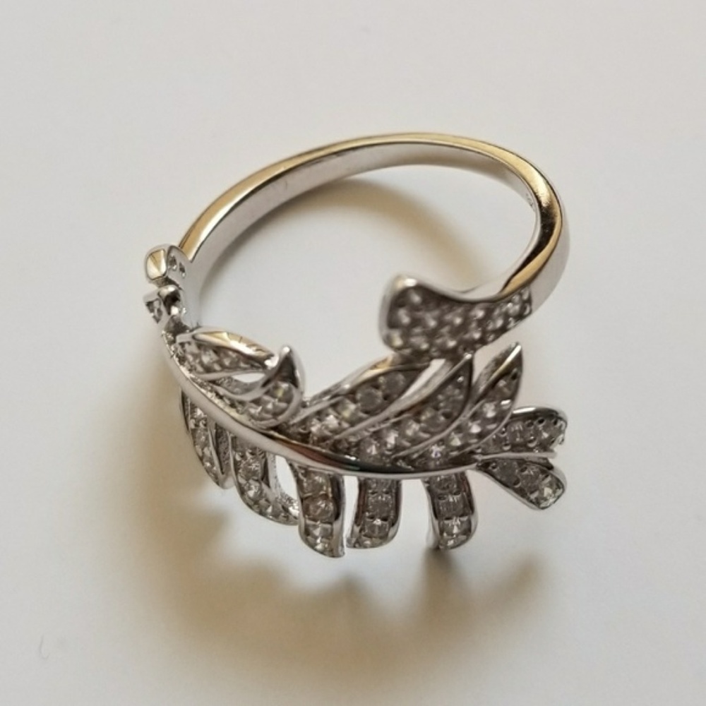 Sterling Silver Leaf Clear CZ Ring Size 6